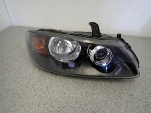 NISSAN ALMERA N16 03-05 REFLEKTOR PRZEDNI PRAWY LAMPA EUROPA