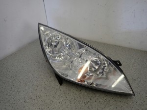 MITSUBISHI COLT 03-08 REFLEKTOR PRAWY LAMPA PRZÓD 2/7 MINIATURA