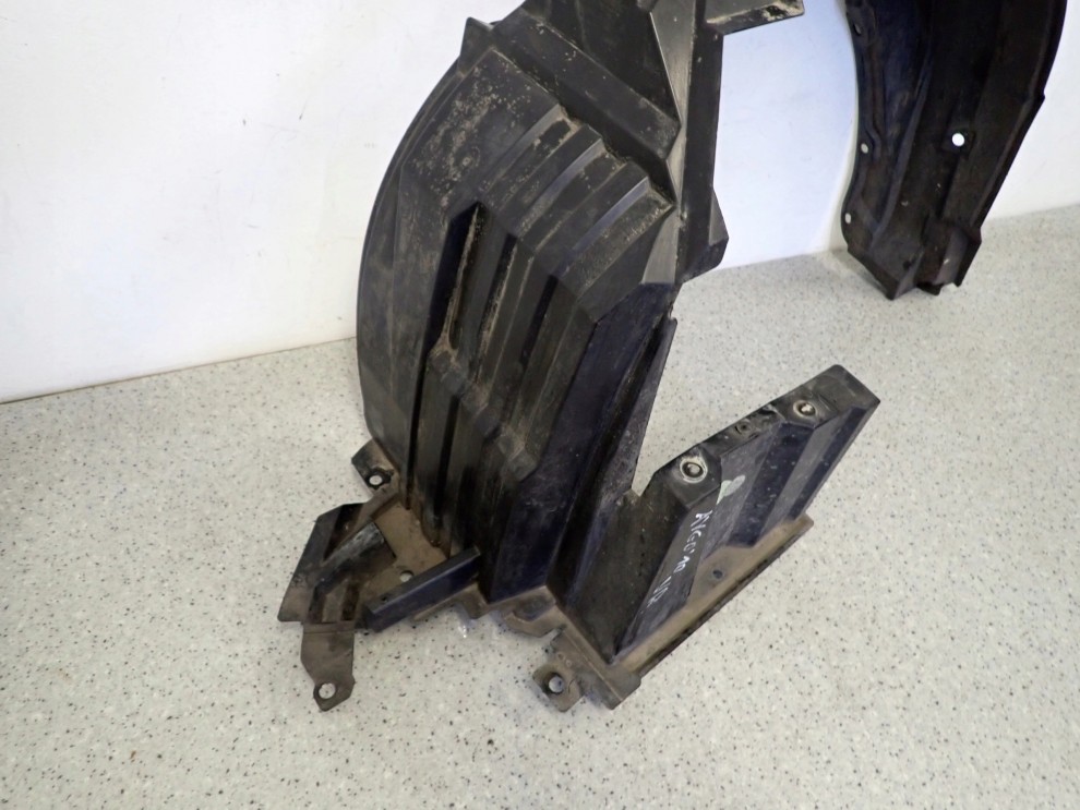 TOYOTA AYGO 06-12 NADKOLE PRZEDNIE PRAWE 3/8