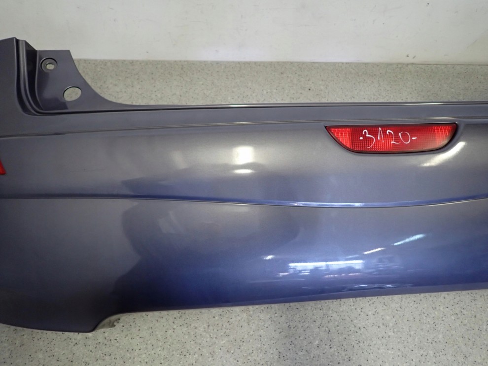 NISSAN NOTE E11 06-09 ZDERZAK TYLNY B52 8/13