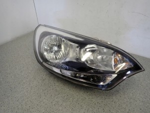 KIA RIO III 11-14 REFLEKTOR LAMPA PRZEDNIA PRAWA 2/13 MINIATURA
