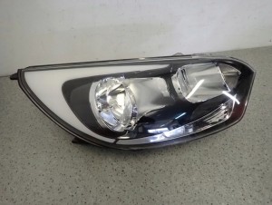 KIA RIO III 11-14 REFLEKTOR LAMPA PRZEDNIA PRAWA 4/13 MINIATURA