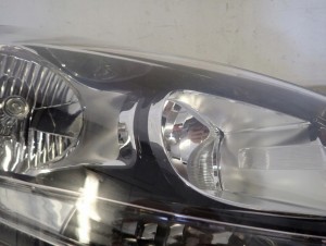 KIA RIO III 11-14 REFLEKTOR LAMPA PRZEDNIA PRAWA 6/13 MINIATURA