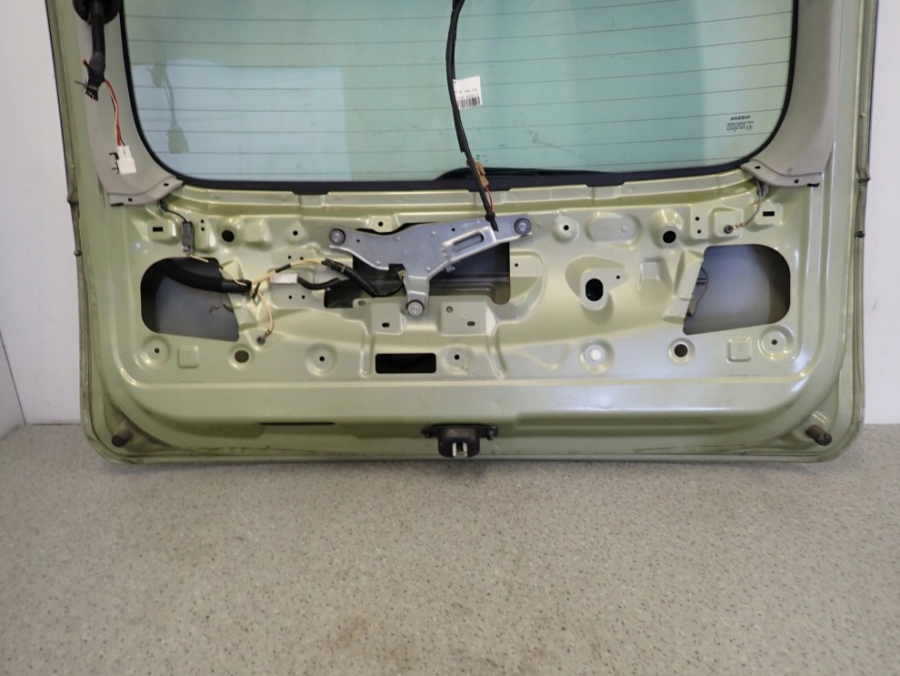 NISSAN NOTE E11 06-12 KLAPA BAGAŻNIKA SZYBA TYLNA JAB 10/10