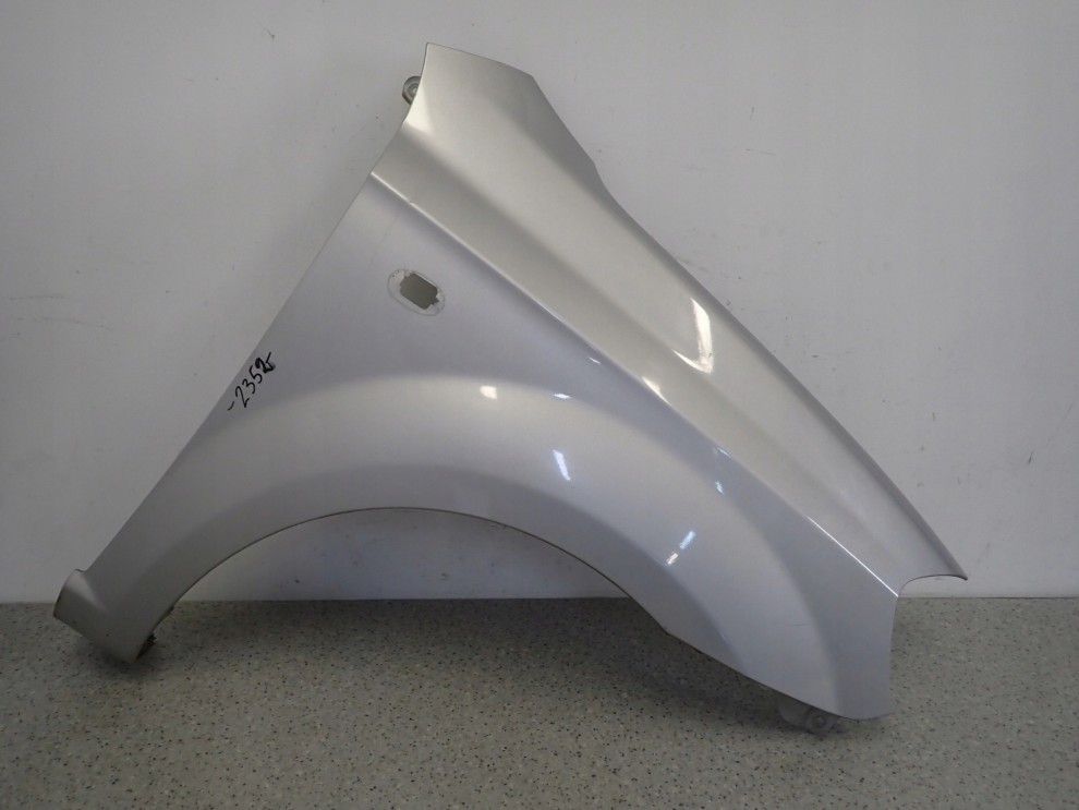 CHEVROLET AVEO SEDAN 4d T250 07- BŁOTNIK PRZEDNI PRAWY 92U 1/9