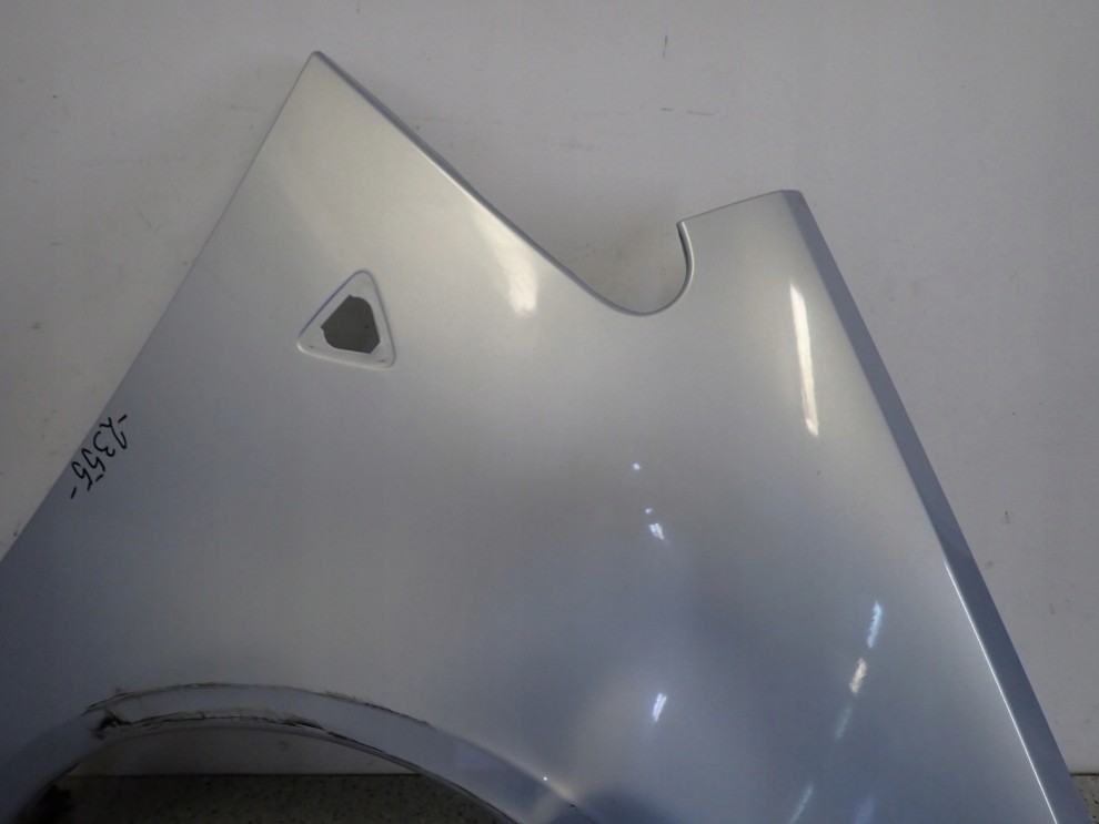 MITSUBISHI COLT 5d 04-08 BŁOTNIK PRZEDNI PRAWY T42 5/13