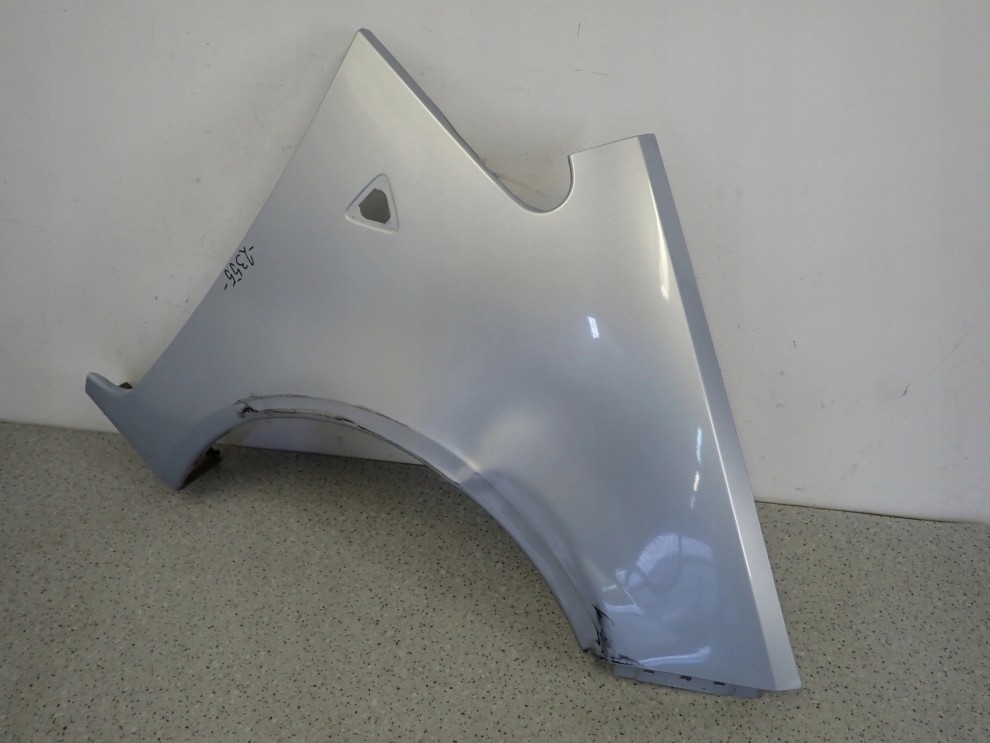 MITSUBISHI COLT 5d 04-08 BŁOTNIK PRZEDNI PRAWY T42 6/13