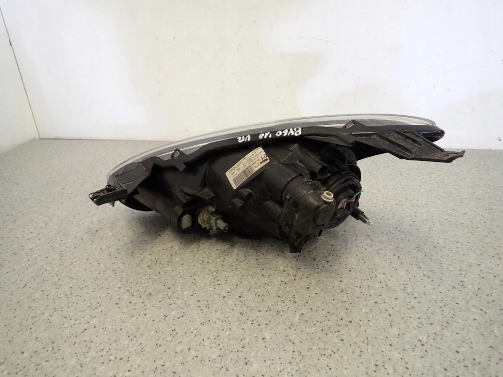 TOYOTA AYGO 06- REFLEKTOR PRAWY LAMPA PRZÓD PRAWA 10/11