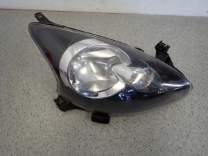 TOYOTA AYGO 06- REFLEKTOR PRAWY LAMPA PRZÓD PRAWA 2/11 MINIATURA
