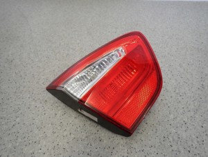 KIA RIO III 11-14 LAMPA TYLNA LEWA WEWNĘTRZNA W KLAPE EUROPA 2/6 MINIATURA