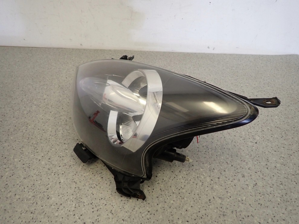 TOYOTA AYGO 06- REFLEKTOR LEWY LAMPA PRZEDNIA LEWA 5/11