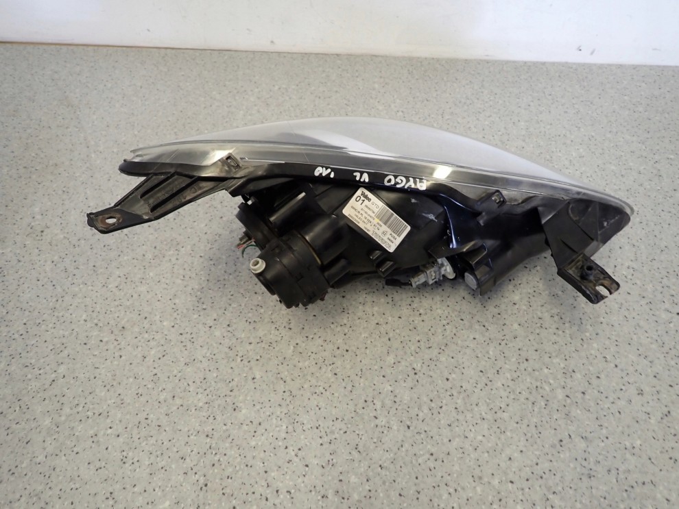 TOYOTA AYGO 06- REFLEKTOR LEWY LAMPA PRZEDNIA LEWA 10/11