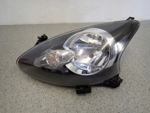 TOYOTA AYGO 06- REFLEKTOR LEWY LAMPA PRZEDNIA LEWA