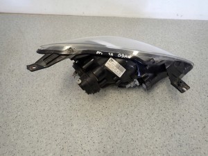 TOYOTA AYGO 06- REFLEKTOR LEWY LAMPA PRZEDNIA LEWA 10/11 MINIATURA