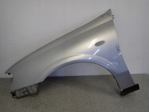 NISSAN ALMERA N16 03-06 BŁOTNIK PRZEDNI LEWY KY0
