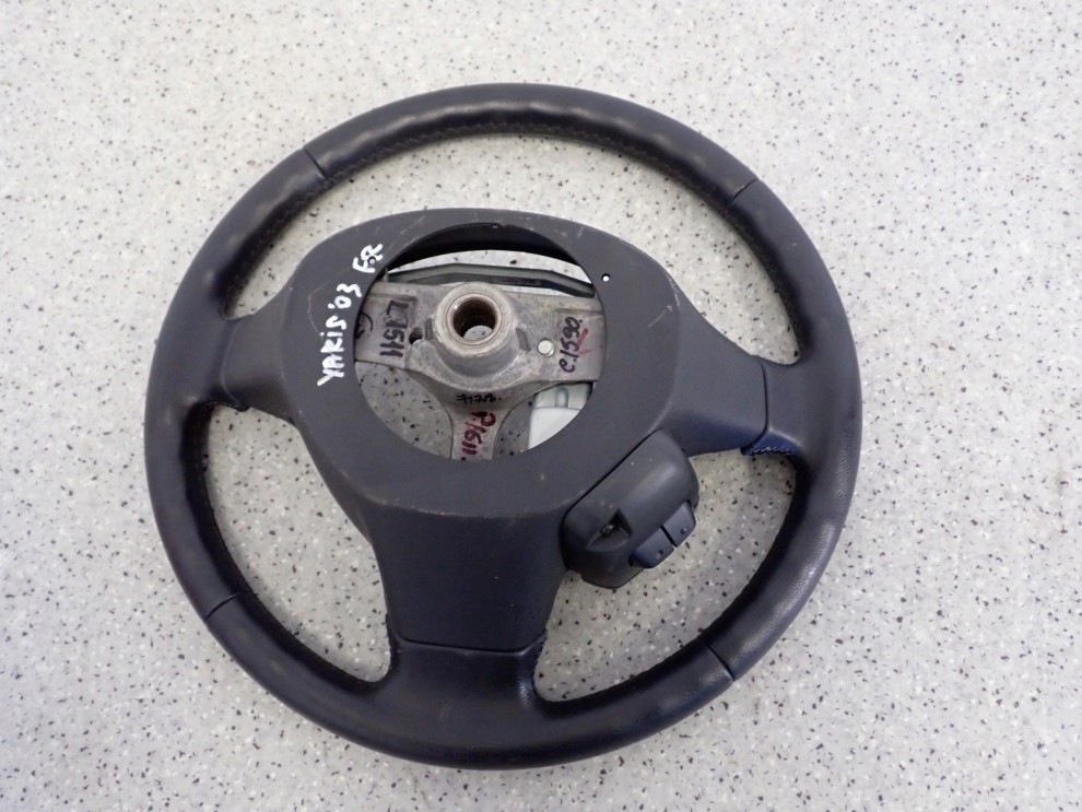 TOYOTA YARIS 03-05 FR KIEROWNICA KOŁO KIEROWNICY 3/7