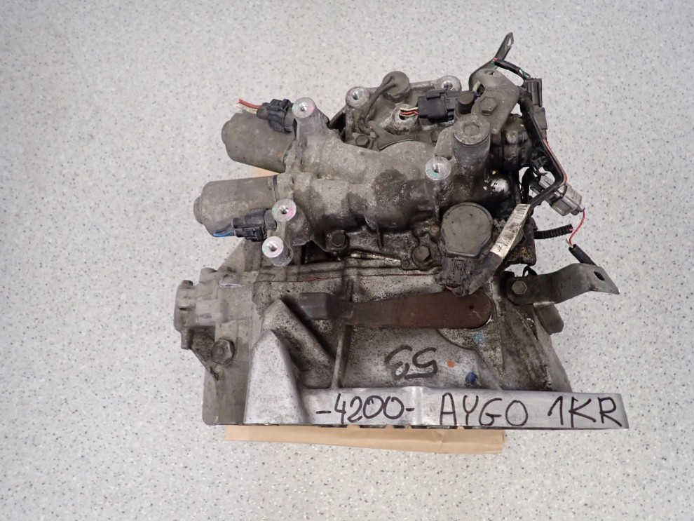 TOYOTA AYGO 05-12 1.0 BENZYNA 1KR SKRZYNIA BIEGÓW AUTOMAT PÓŁAUTOMAT 4/12
