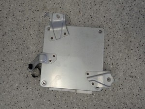 TOYOTA AYGO 1.0 BENZYNA 1KR 06-12 STEROWNIK SSKRZYNI BIEGÓW AUTOMATYCZNEJ 6/10 MINIATURA