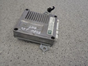 TOYOTA AYGO 1.0 BENZYNA 1KR 06-12 STEROWNIK SSKRZYNI BIEGÓW AUTOMATYCZNEJ 10/10 MINIATURA