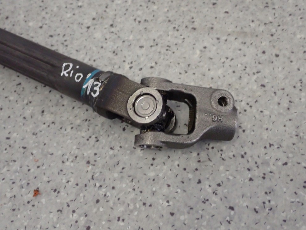 KIA RIO III 11-14 KRYŻAK KOLUMNY KIEROWNICZEJ 3/8