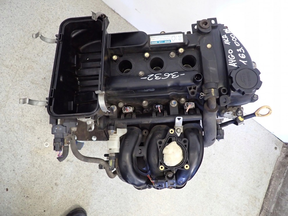 TOYOTA AYGO 05-12 1.0 i SILNIK BENZYNOWY 1KR 9/10