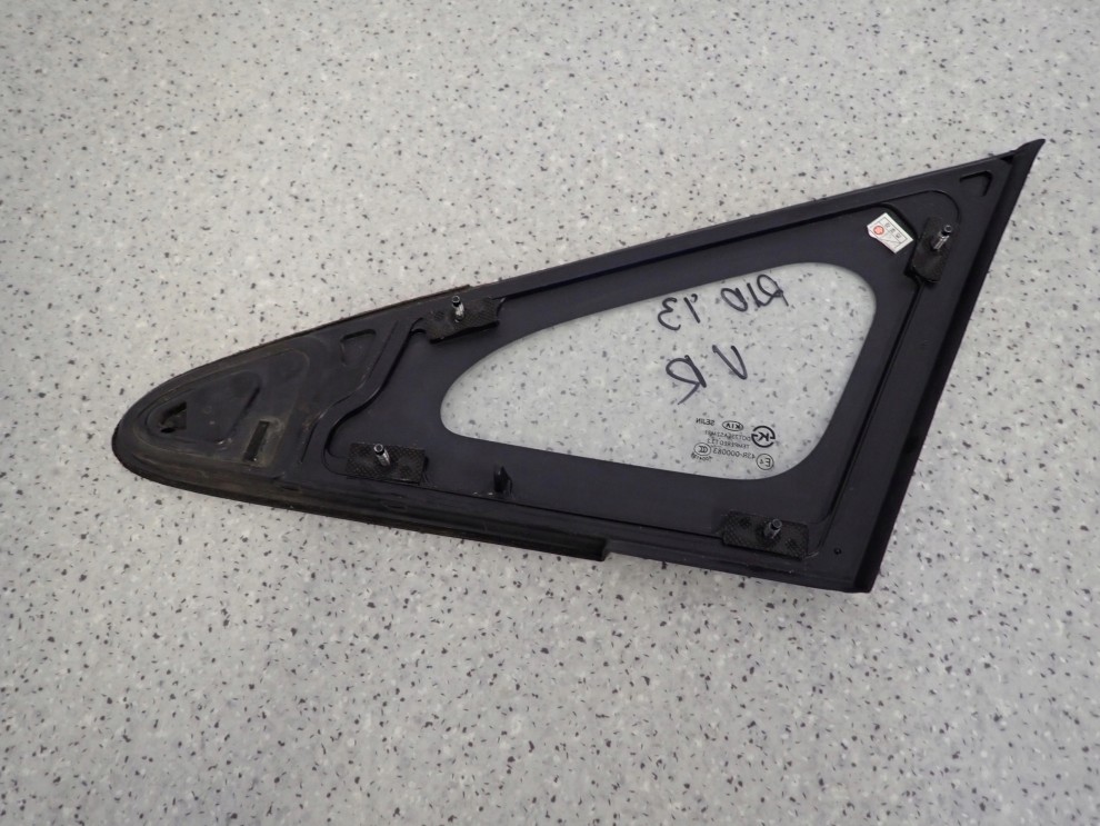 KIA RIO III 11-14 SZYBA PRZEDNIA PRAWE TRÓJKĄT 4/4