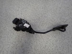 NISSAN PRIMERA P12 02-07 PEDAŁ GAZU POTENCJOMETR