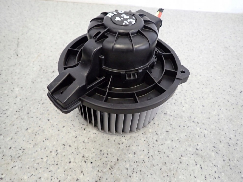 KIA RIO III 11-14 WENTYLATOR NAGRZEWNICY DMUCHAWA 2/7
