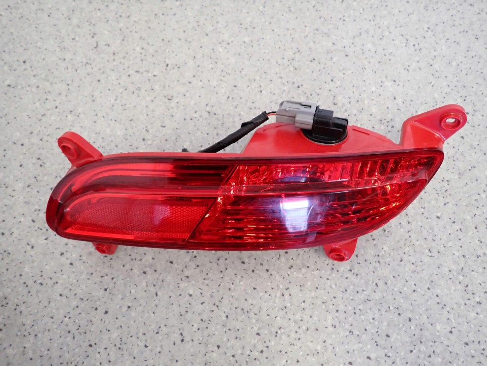KIA RIO III 11-14 LAMPA PRZECIWMGIELNA W ZDERZAK TYLNA LEWA 5/7