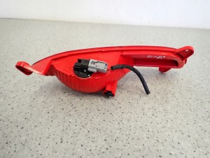 KIA RIO III 11-14 LAMPA PRZECIWMGIELNA W ZDERZAK TYLNA LEWA 6/7 MINIATURA