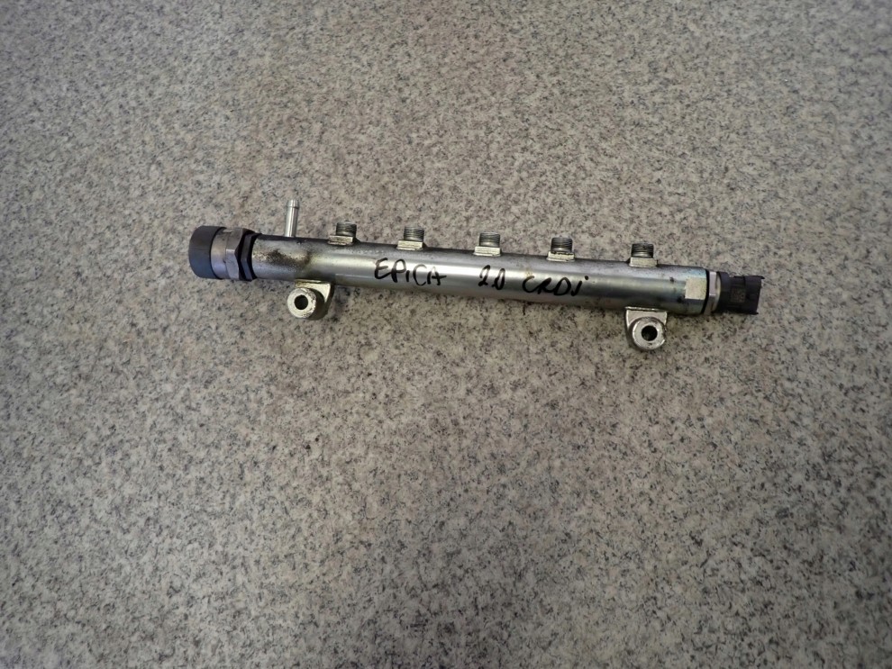 CHEVROLET EPICA 2.D LISTWA WTRYSKOWA CZUJNIK ZAWÓR 1/8