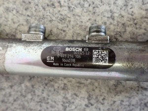 CHEVROLET EPICA 2.D LISTWA WTRYSKOWA CZUJNIK ZAWÓR 7/8 MINIATURA