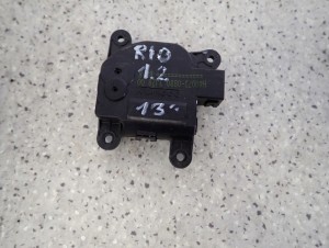 KIA RIO III 11-14 NASTAWNIK REGULATOR SILNICZEK KLAPEK NAGRZEWNICY 2/7 MINIATURA