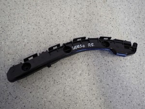 TOYOTA VERSO 09-13 ŚLIZG ZDERZAKA TYLNY PRAWY