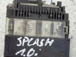 SUZUKI SPLASH 1.2i 08-14 KLEMA PLUSOWA 3/7 MINIATURA