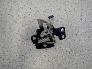 HONDA CIVIC EP VII 01-05 ZAMEK MASKI 4/5 MINIATURA