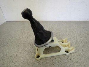 SUZUKI SWIFT MK6 1.3i 05- LEWAREK DŹWIGNIA GAŁKA ZMIANY BIEGÓW 4/9 MINIATURA