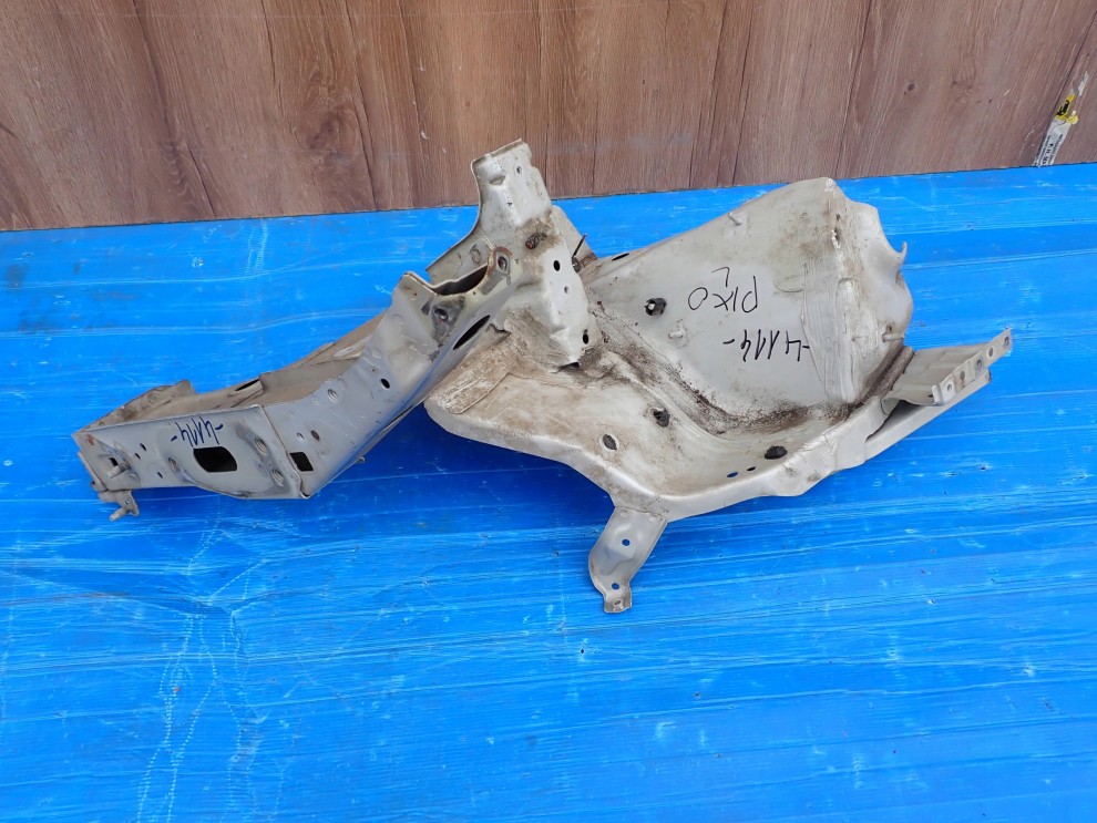 SUZUKI ALTO NISSAN PIXO 5d 09-14 PODŁUŻNICA LEWA 4/5