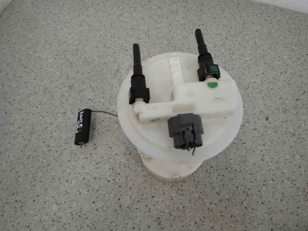 NISSAN NOTE E11 06-11 1.5 DCI CZUJNIK POZIOMU PALIWA 3/5