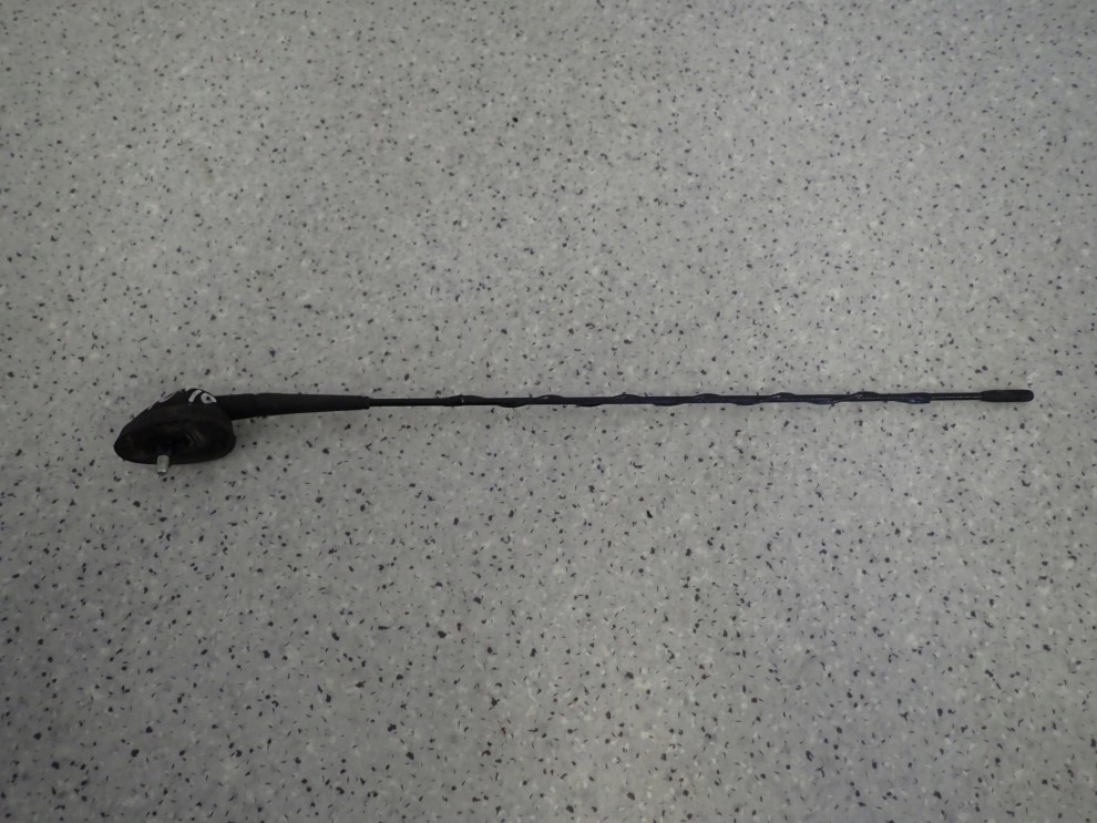SUZUKI ALTO 09- ANTENA DACHOWA BAT 1/6