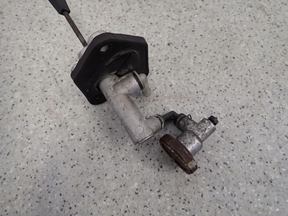 HYUNDAI SONATA 2.0 CRDI 05-09 POMPKA SPRZĘGŁA 5/6