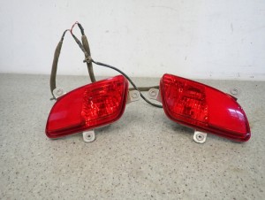 KIA VENGA 09- LAMPKI W ZDERZAK TYŁ PRZECIWMGIELNE