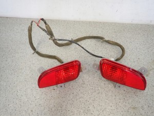 KIA VENGA 09- LAMPKI W ZDERZAK TYŁ PRZECIWMGIELNE 5/6 MINIATURA