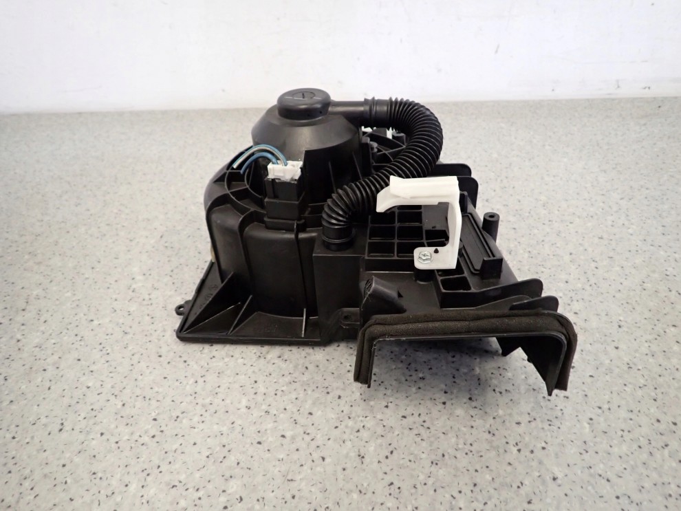 NISSAN ALMERA N16 LIFT 04-06 WENTYLATOR NAGRZEWNICY DMUCHAWA 5/6