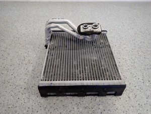 MITSUBISHI COLT 04-12 PAROWNIK KLIMATYZACJI 4/7 MINIATURA