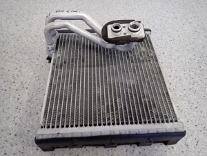 MITSUBISHI COLT 04-12 PAROWNIK KLIMATYZACJI 5/7 MINIATURA