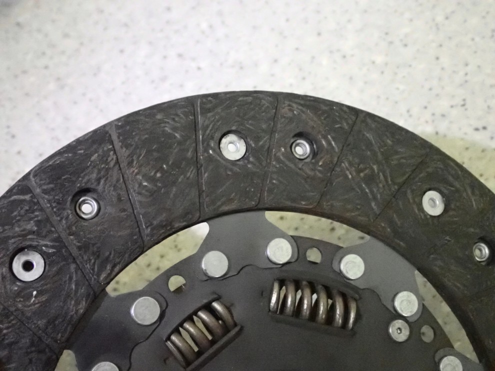 HYUNDAI i30 KIA CEED 06-09 1.6 CRDI TARCZA DOCISK SPRZĘGŁA 2/5