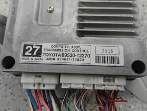 TOYOTA AURIS I 07-12 STEROWNIK SKRZYNI AUTOMATYCZNEJ 2/3 MINIATURA