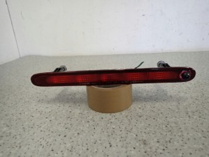 SUZUKI SWIFT MK7 10- LAMPA TRZECI STOP