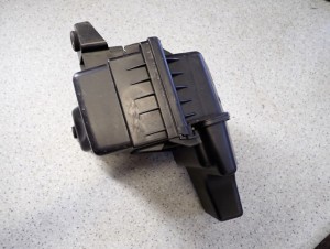 MITSUBISHI COLT 1.1i 10-12 OBUDOWA FILTRA POWIETRZA 3/6 MINIATURA